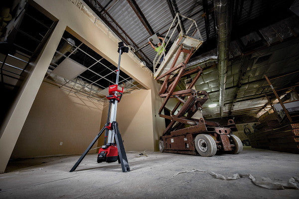 Milwaukee 2136-20 M18 ROCKET Tower Light/Charger, Bare Tool