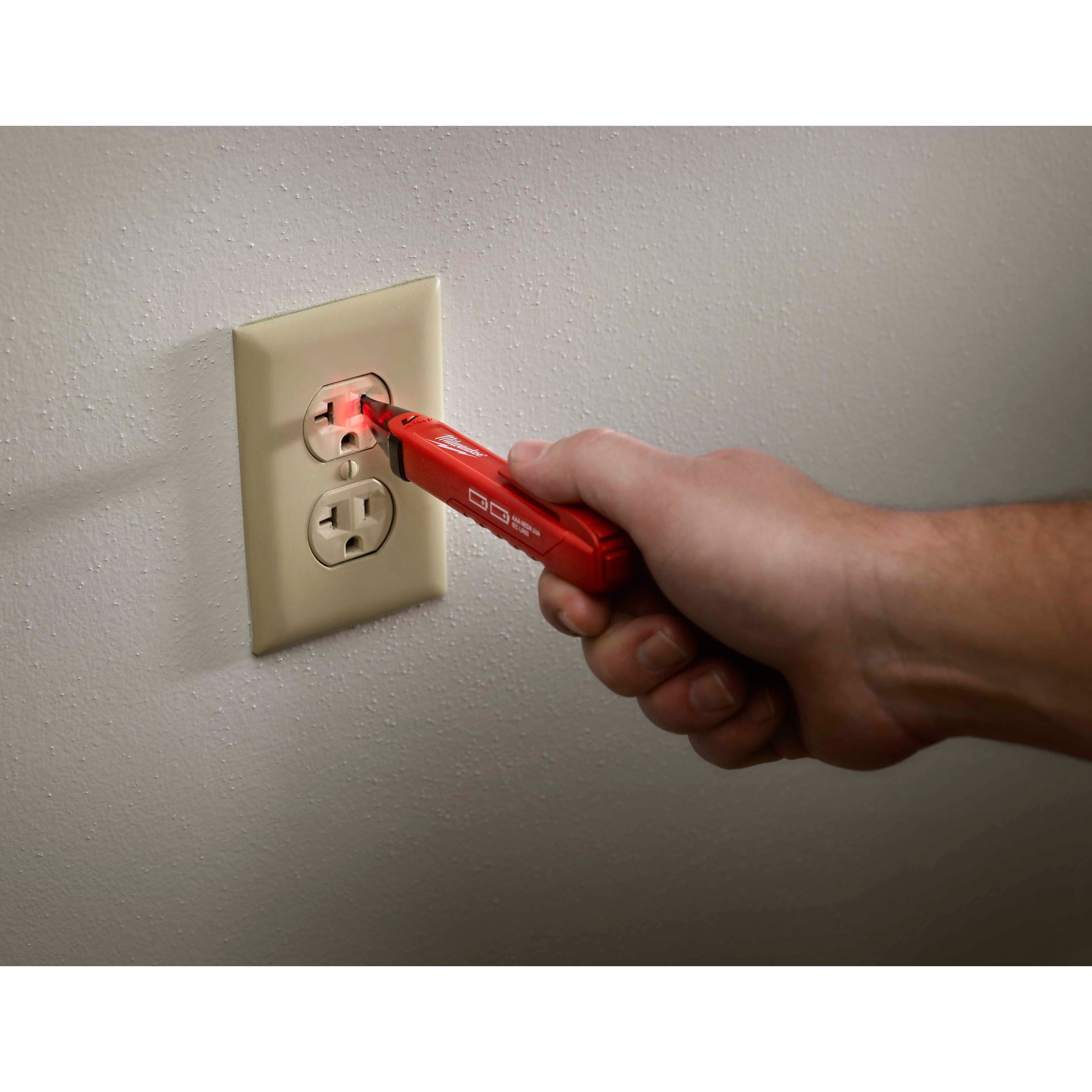 Milwaukee 2200-20 Voltage Detector