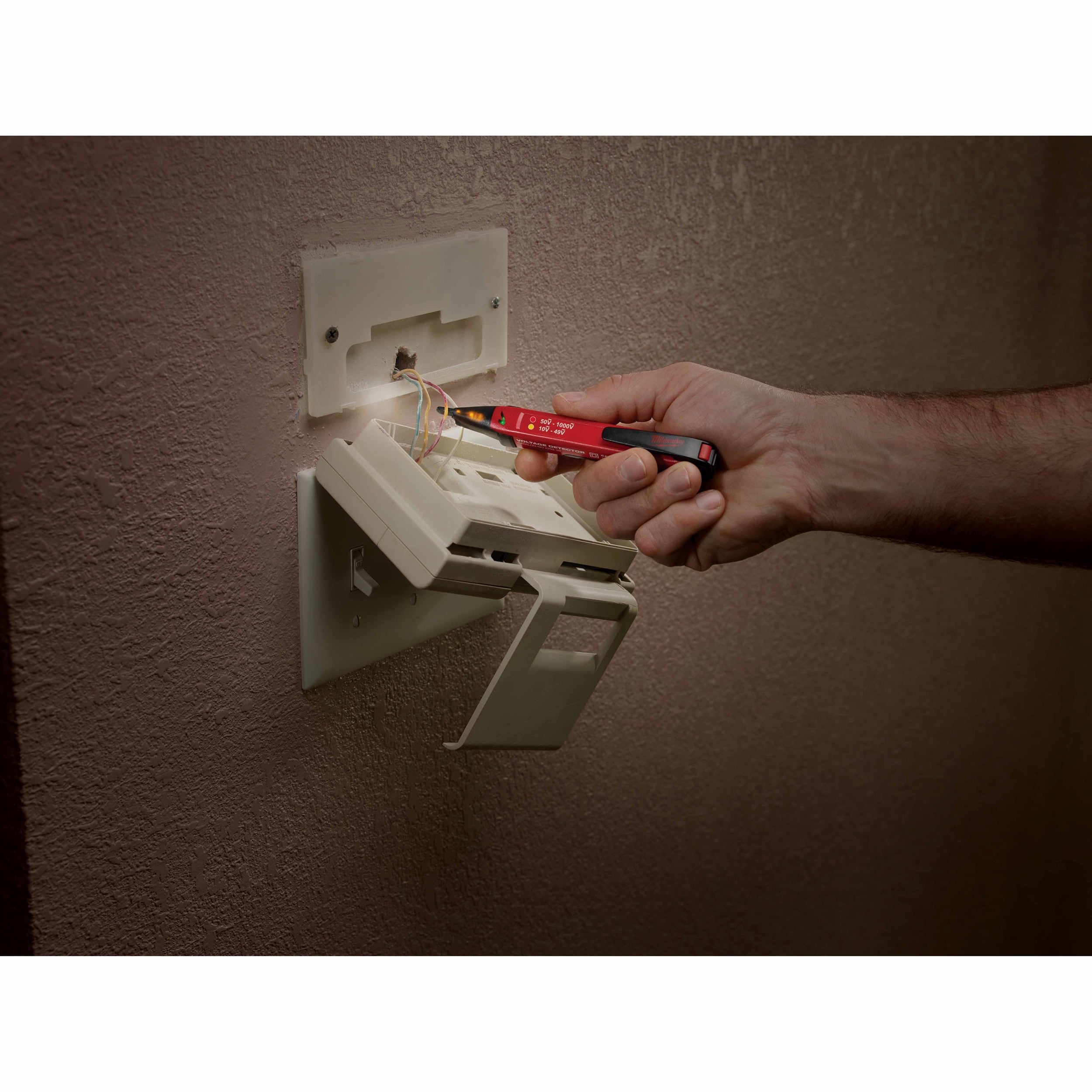 Milwaukee 2203-20 10-1000V Dual Range Voltage Detector