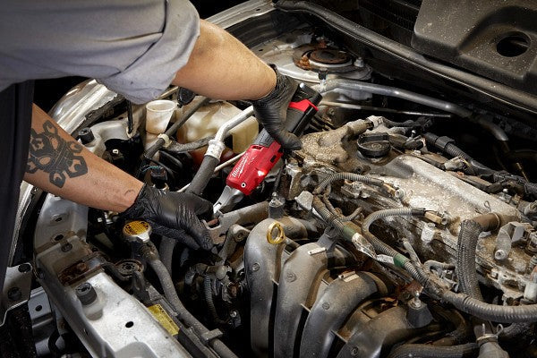 Milwaukee 2566-22 M12 FUEL™ 1/4 High Speed Ratchet Kit