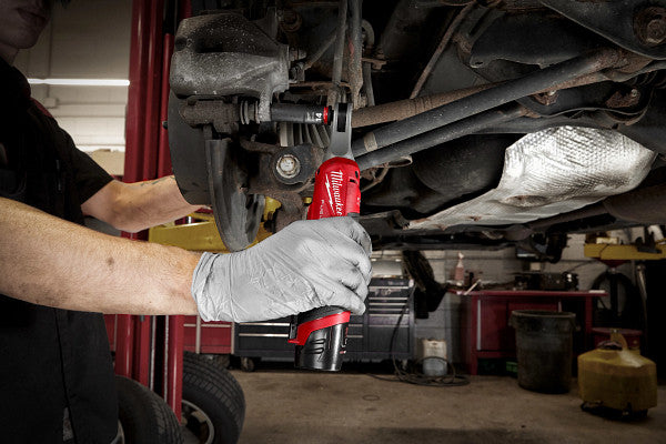 Milwaukee 2567-22 M12 FUEL™ 3/8 High Speed Ratchet Kit