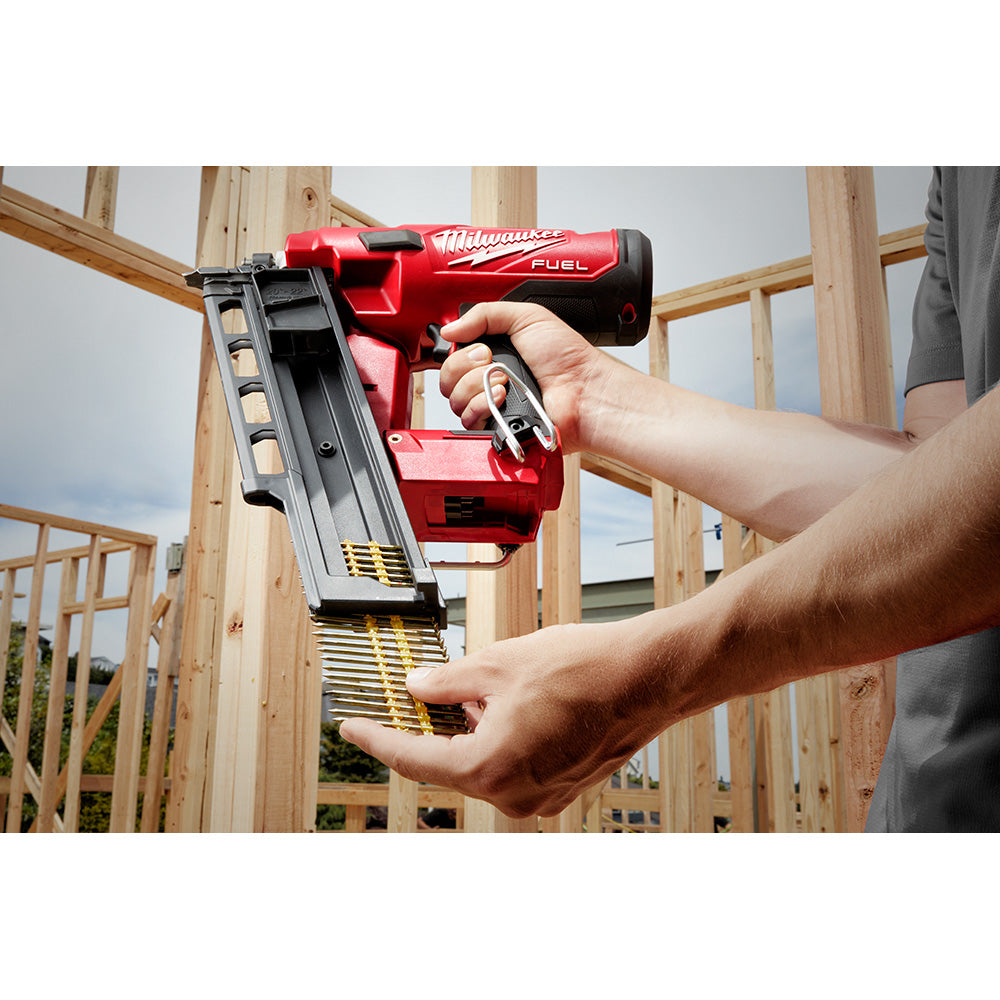 Milwaukee 2744-21 M18 FUEL™ 21 Degree Framing Nailer Kit