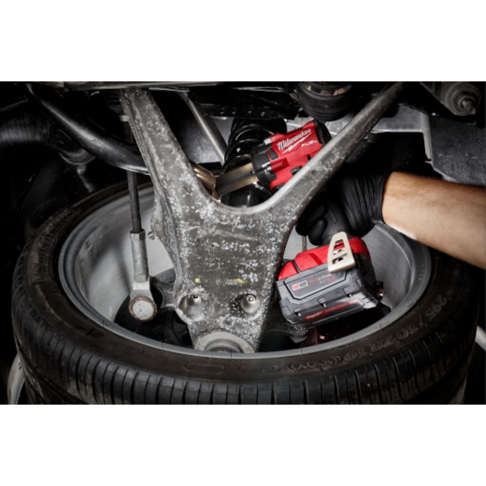 Milwaukee 2855-22R M18 FUEL 1/2 Compact Impact Wrench w/ Friction Ring Kit