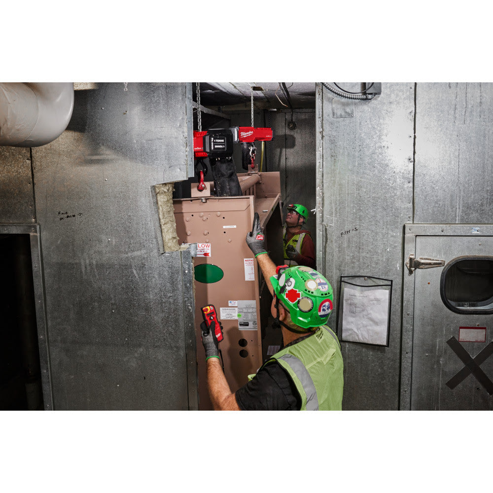 Milwaukee 2983-22HD M18 Compact 1 Ton Chain Hoist w/ One Key