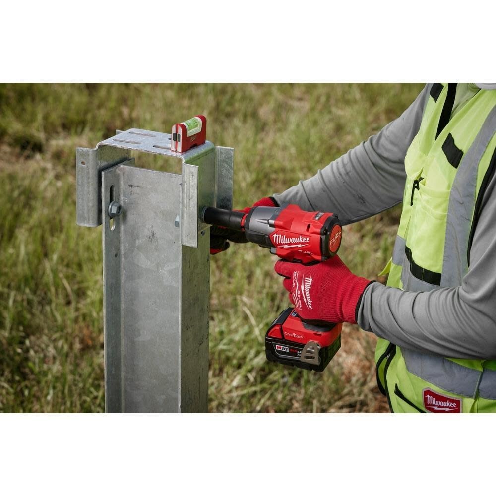 Milwaukee 3062P-20 M18 FUEL 1/2 Controlled Mid-Torque Impact Wrench w/ TORQUE-SENSE, Pin Detent