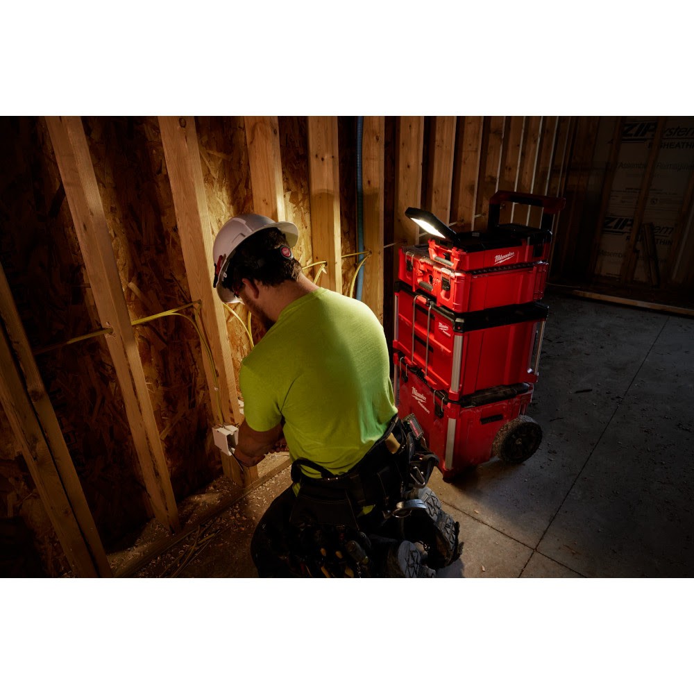 Milwaukee 2356-20 M12 PACKOUT Flood Light w/ USB Charging, Bare