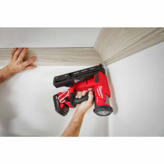 Milwaukee 2841-20 M18 FUEL™ 16 Gauge Angled Finish Nailer
