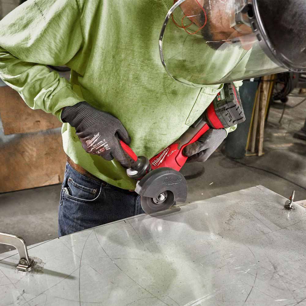 Milwaukee 2888-20 M18 FUEL™ 4-1/2 / 5 Variable Speed Braking Grinder, Paddle Switch No-Lock
