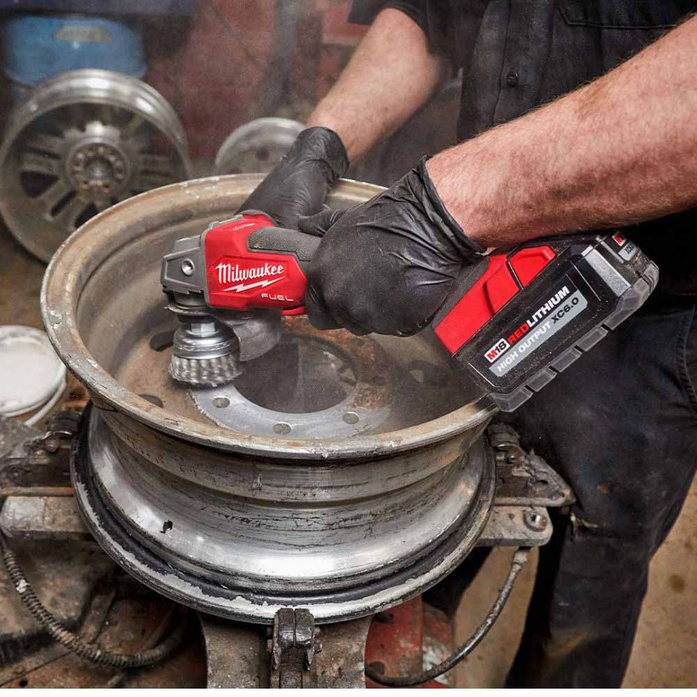 Milwaukee 2888-20 M18 FUEL™ 4-1/2 / 5 Variable Speed Braking Grinder, Paddle Switch No-Lock