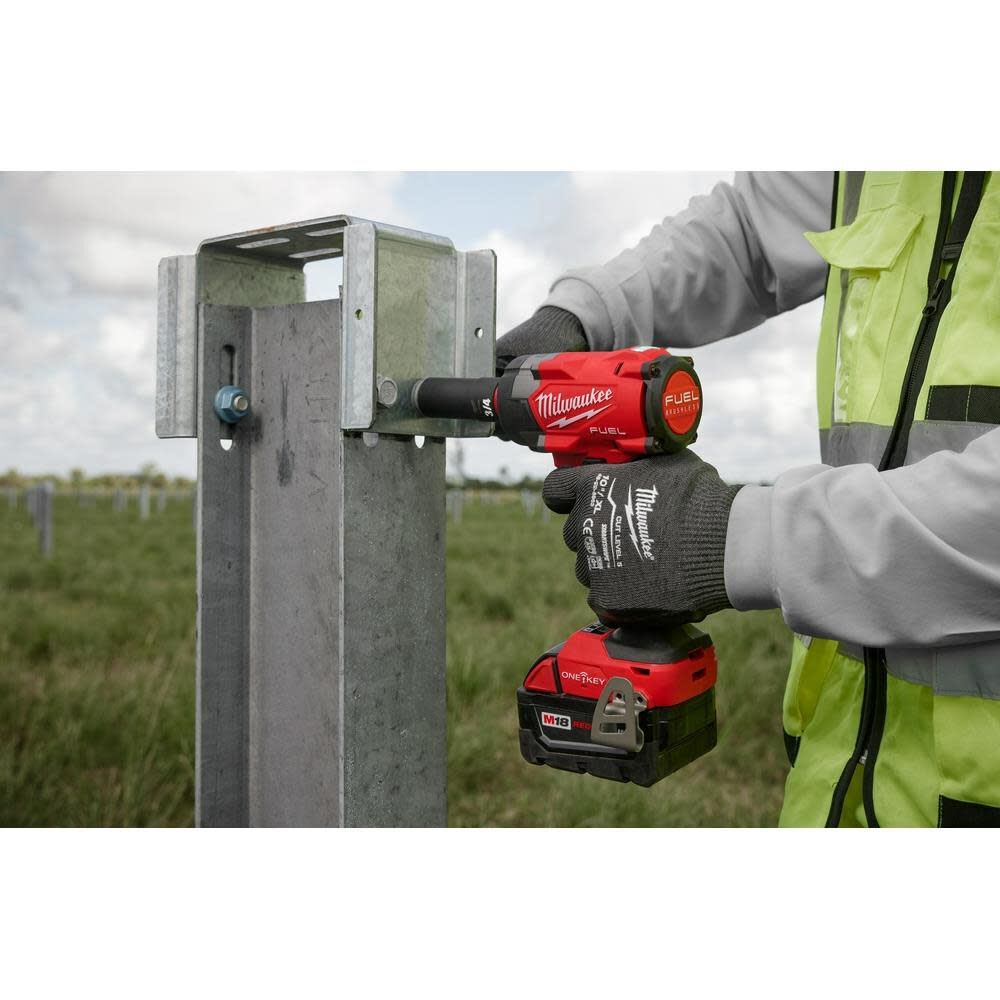 Milwaukee 3061P-20 M18 FUEL 1/2 Controlled Torque Compact Impact Wrench w/ TORQUE-SENSE, Pin Detent, Bare