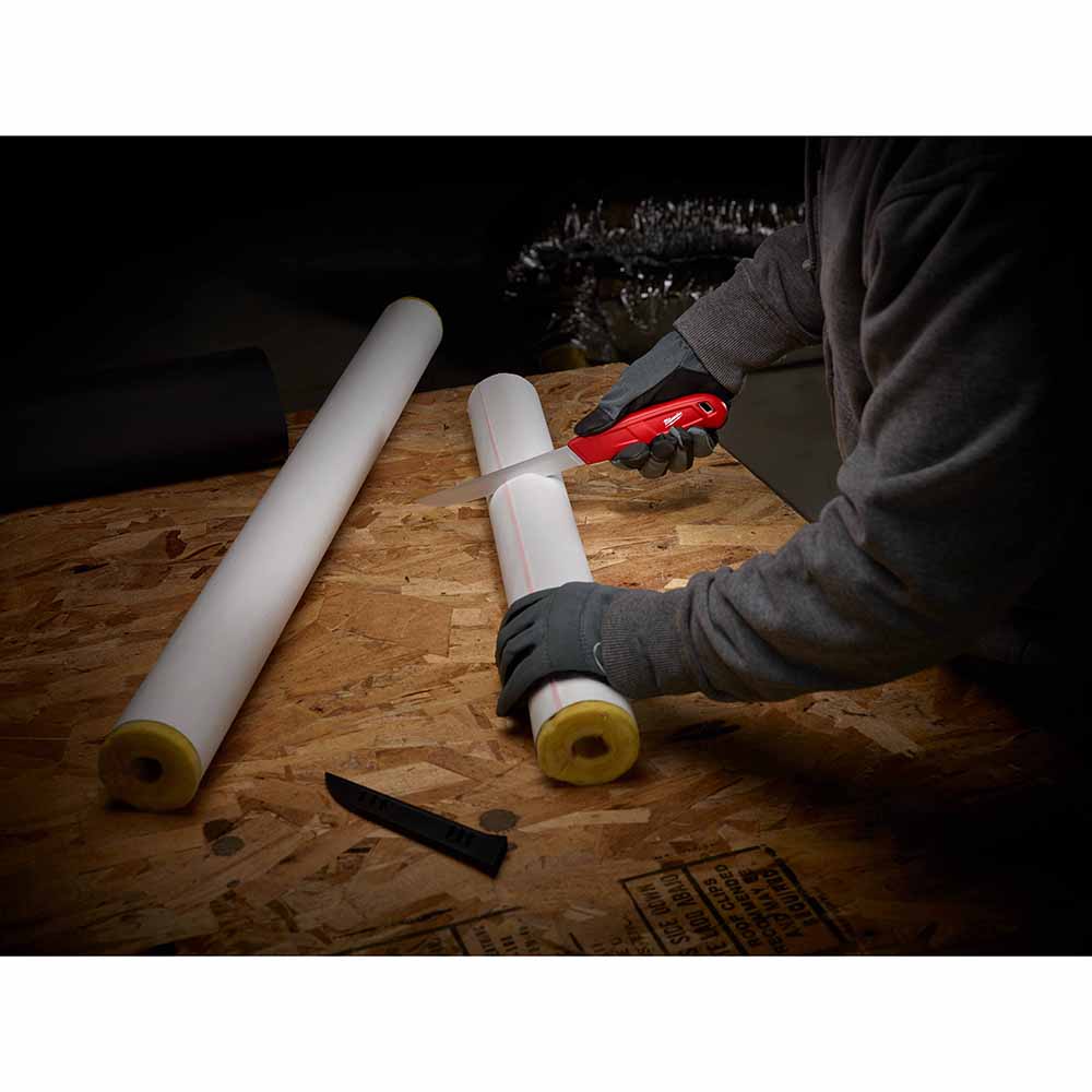 Milwaukee 48-22-1922 Serrated Blade Insulation Knife