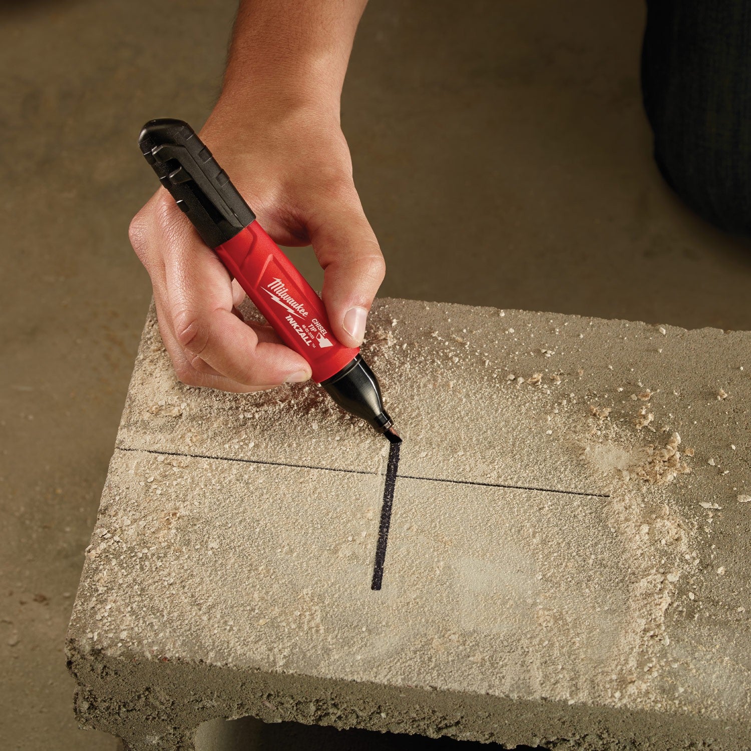 Milwaukee 48-22-3130 INKZALL Black Chiesel Tip Markers