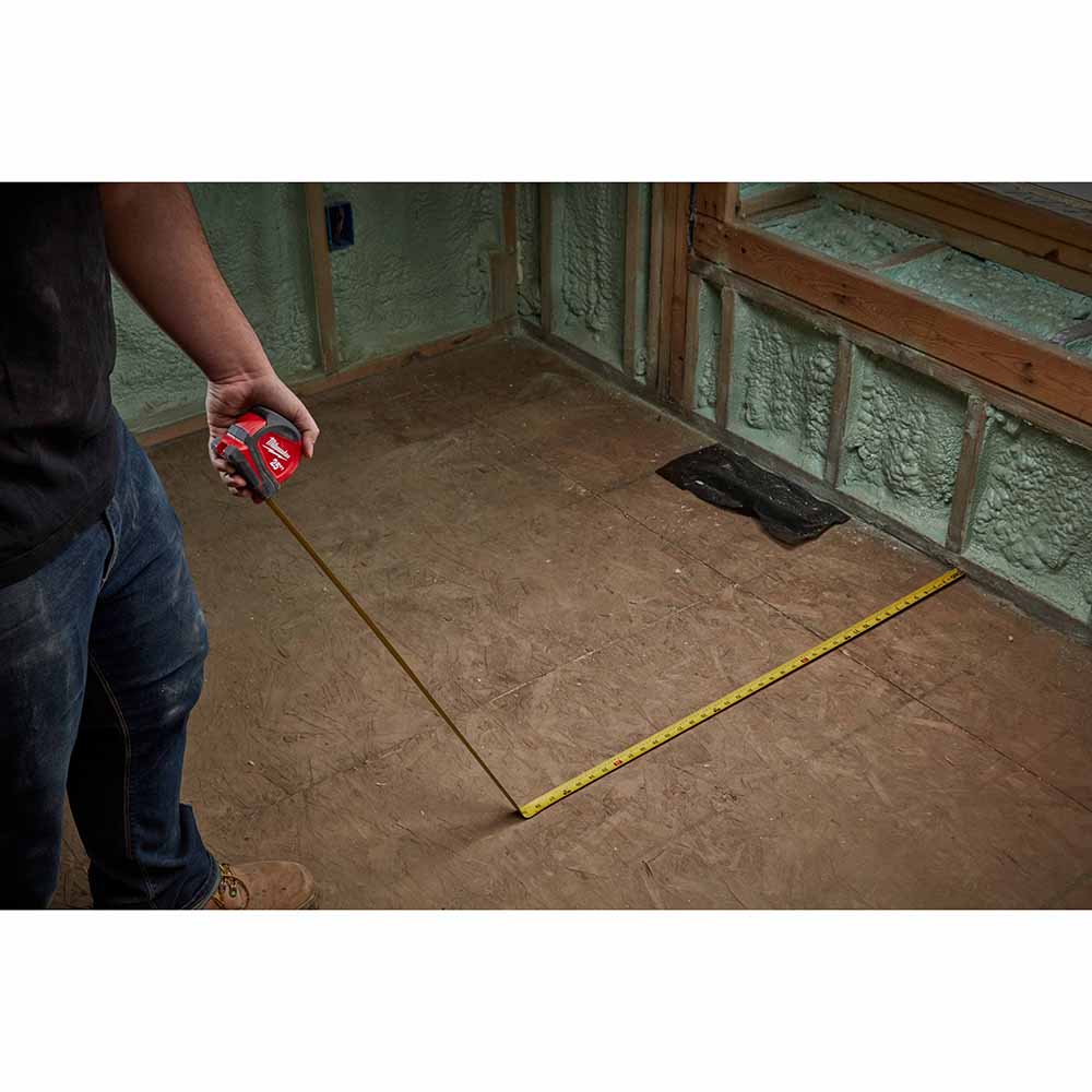 Milwaukee 48-22-6626 8M / 26 Compact Tape Measure