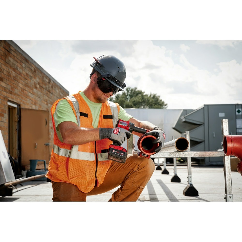 Milwaukee 48-73-1410 BOLT Eye Visor - Clear Dual Coat Lens (Compatible with Milwaukee Safety Helmets & Hard Hats)
