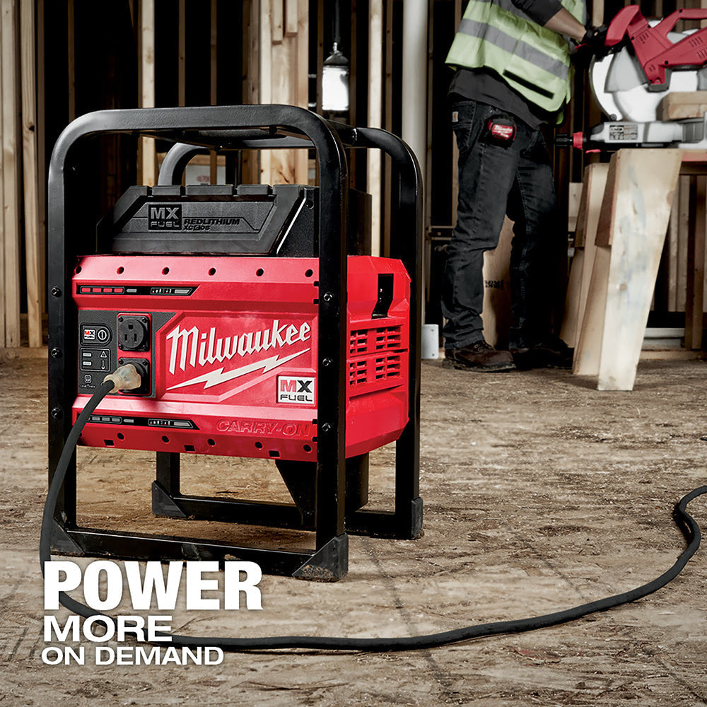 Milwaukee MXF002-2XC MX FUEL CARRY-ON Portable 3600W/1800W Push Start Battery Powered Power Supply Generator Kit w/ Two Batteries